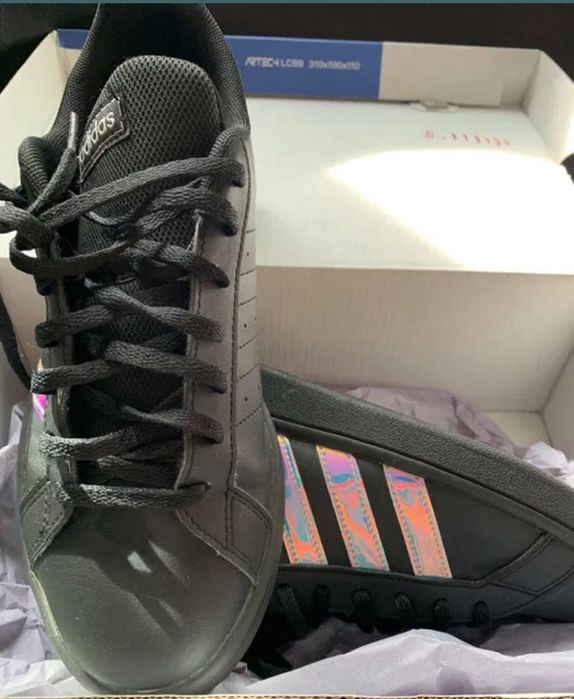 Pantofi sport de firmă
