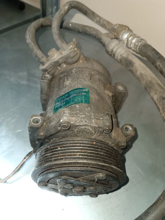 Компресор за климатик за Volvo XC70, 2.4T, 2001g