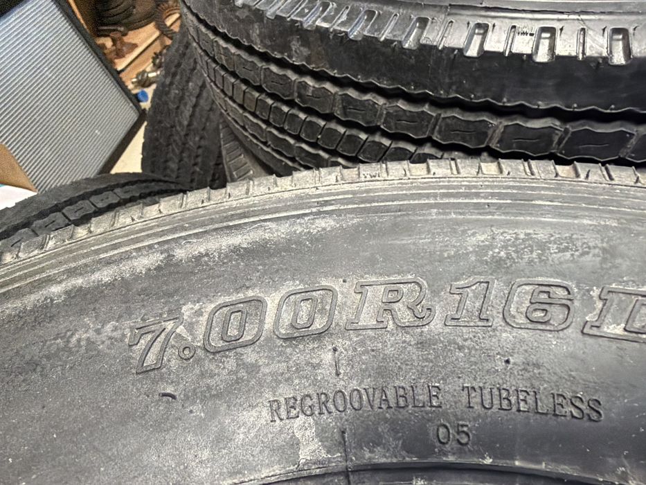 Продам шины грузовые