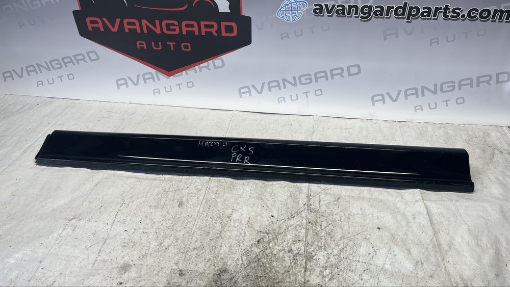 2 броя Декоративна лайстна за предна дясна врата Mazda CX-5 2023-