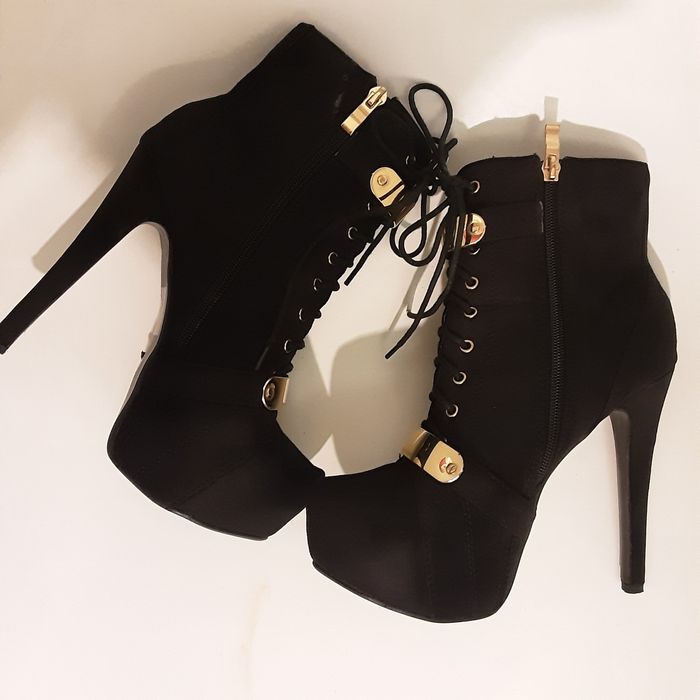 Ghete nr 38 negre