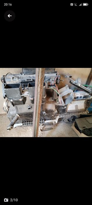 Дверные замки и ручки