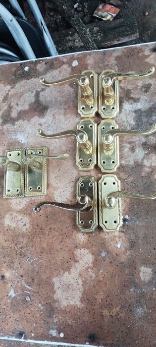 Mânere vechi sliduri feronerie ușa