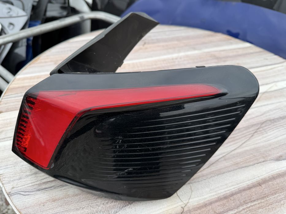 Стоп Peugeot 3008