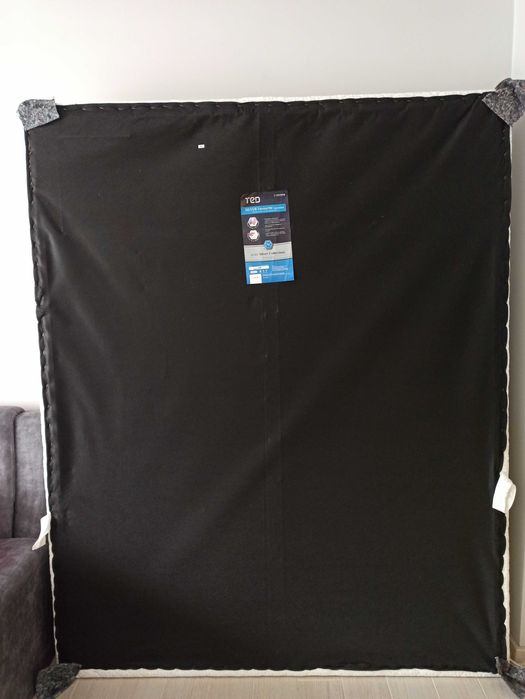 Продавам едностранен матрак 160 × 200 см, средна мекота.