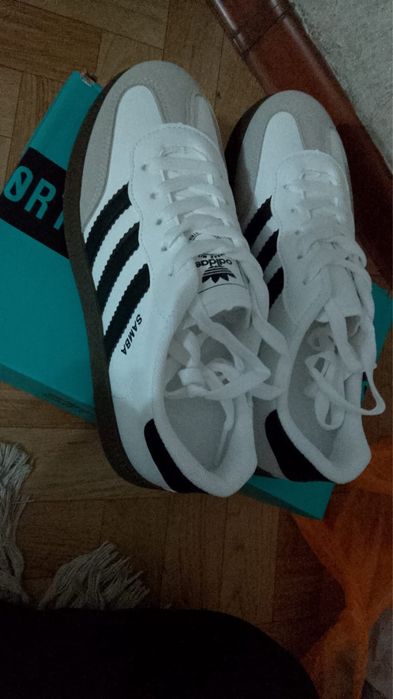 Аяақ киім әлі новый