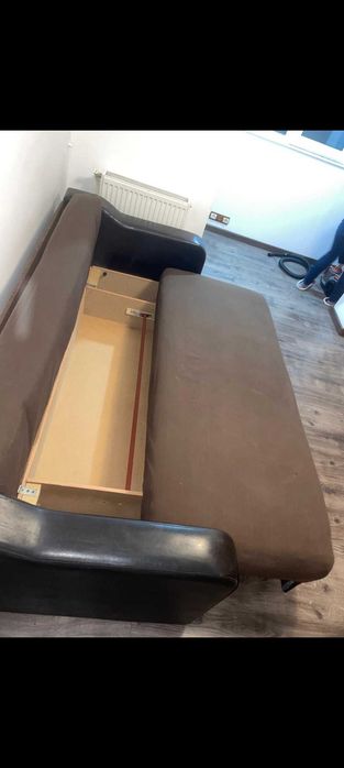 Vând ,Canapea extensibilă