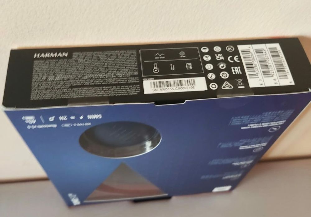 Наушники  накладные  мощные