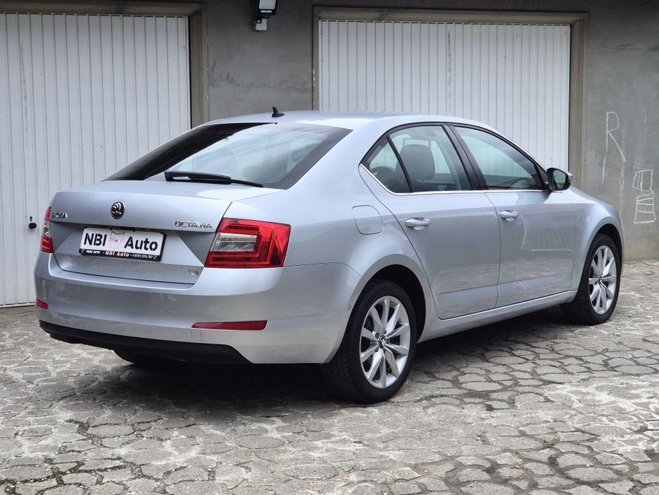 SKODA Octavia 2013 — imagine 5