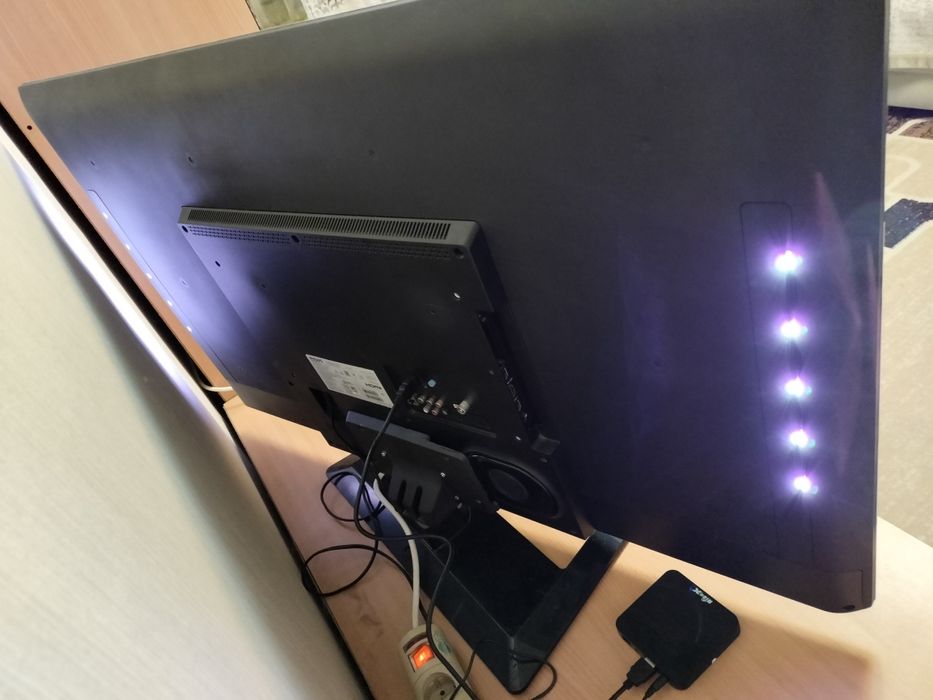 Телевизор Fhilips 47"(120см)