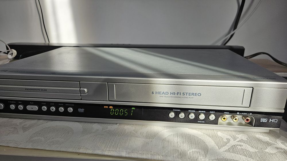 Combo Philips,Dvd player/vhs recorder