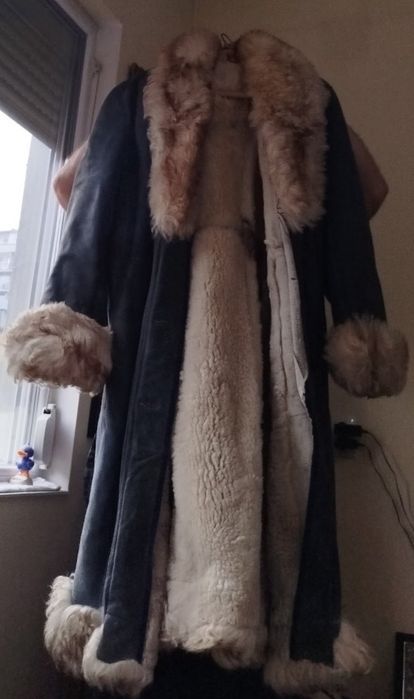 Продавам дамски кожух