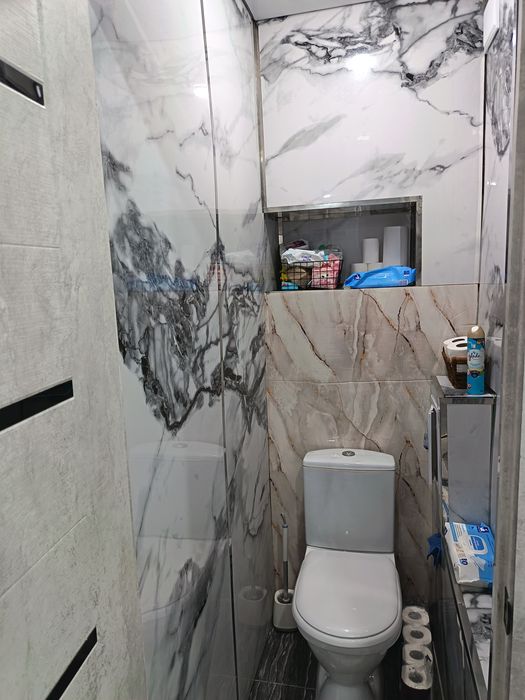 Продам квартиру 4 ех комнатную