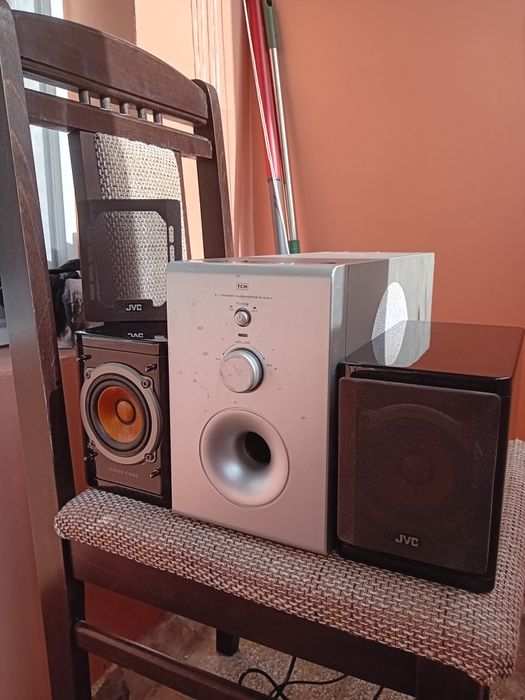 SHARP 32" 40€ !!!