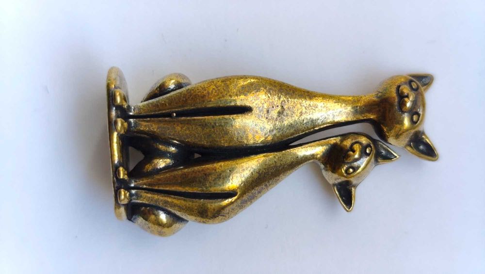 Бронзовая фигурка КОШЕЧКИ
