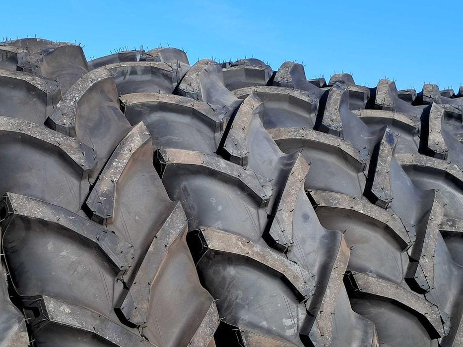 Cauciucuri noi 14.00-38 PANTHER 14 PLIURI anvelope tractor U650 spate