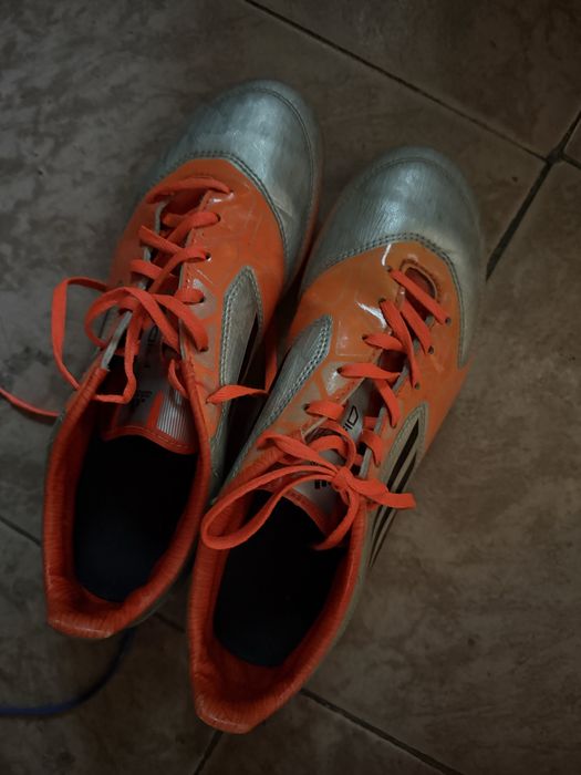 Adidas f50 от старите 38 номер