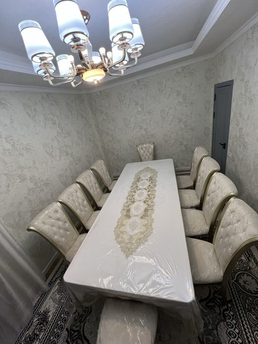 Stol va stullar uy uchun