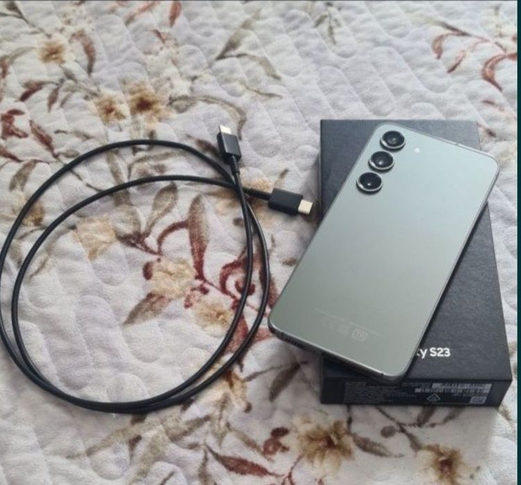 Продам Samsung s 23