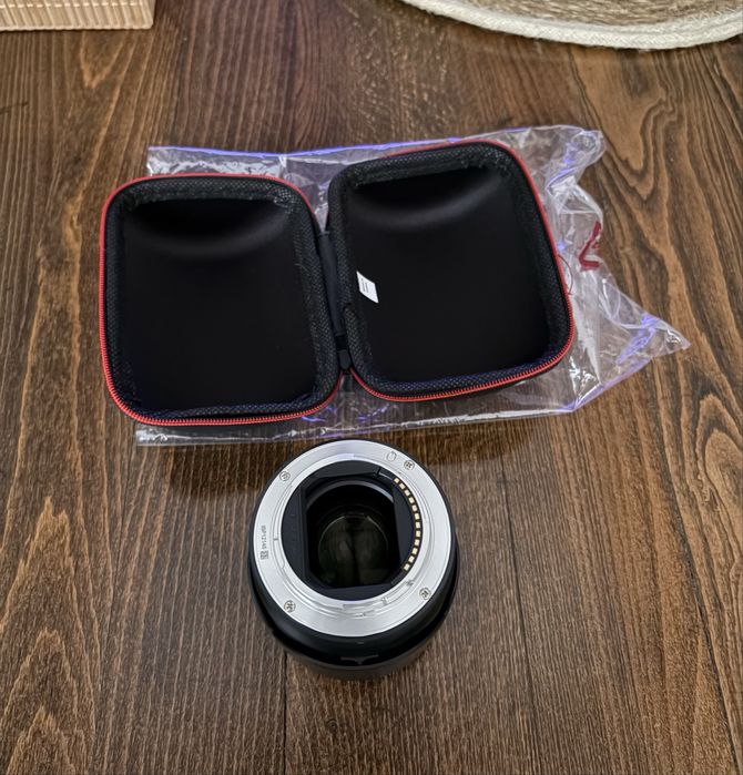 Obiectiv Samyang 75mm F1.8