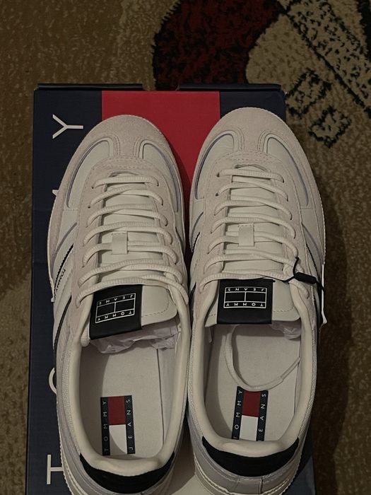 Tommy hilfiger original 43р