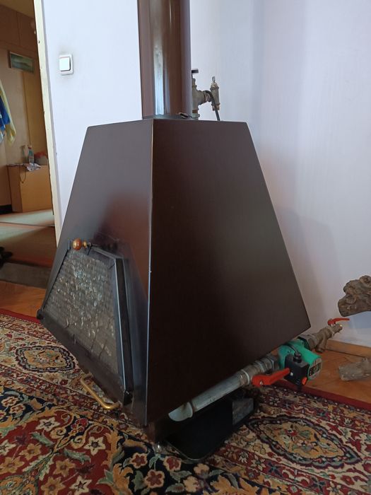 Камина с водна риза