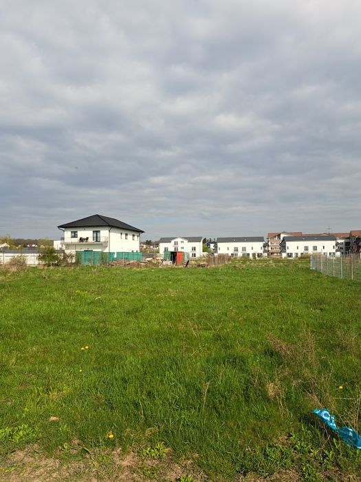 Vand teren de constructii cartier arhitectilor