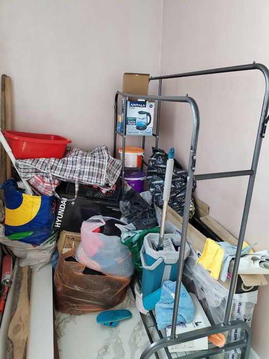 Продам вешалку для одежды