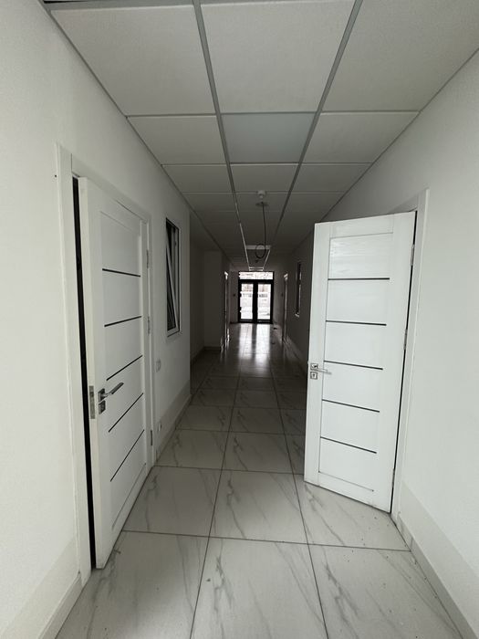 Сдам помещение на первом этаже вдоль дороги,ул Нукус Мукими, PIRAMIT