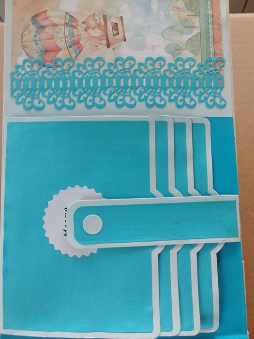 Албум за Бебе - ПЪРВИТЕ 12 МЕСЕЦА