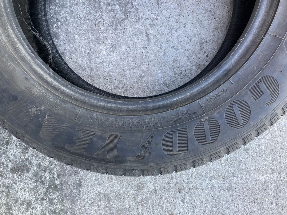 Гуми за джип 225-65-17