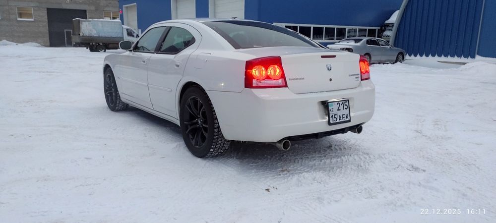 Продам автомобиль Чаржер