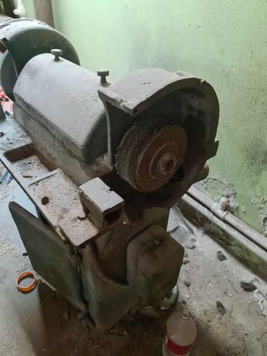 Точильно шлифовальный станок