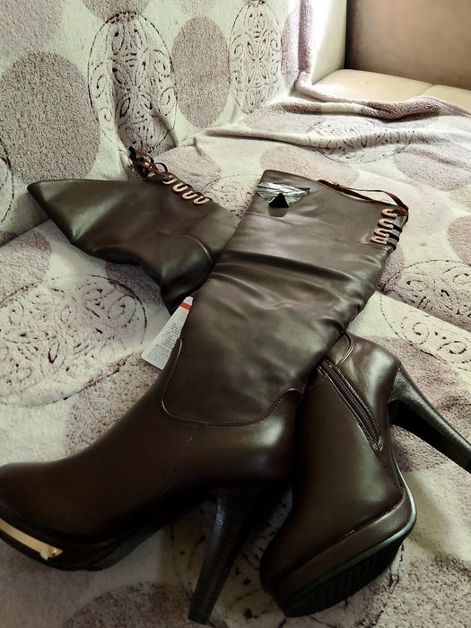 Продам сапоги женские