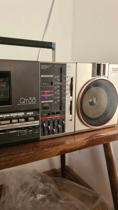 Радио касетофон Sharp QT38