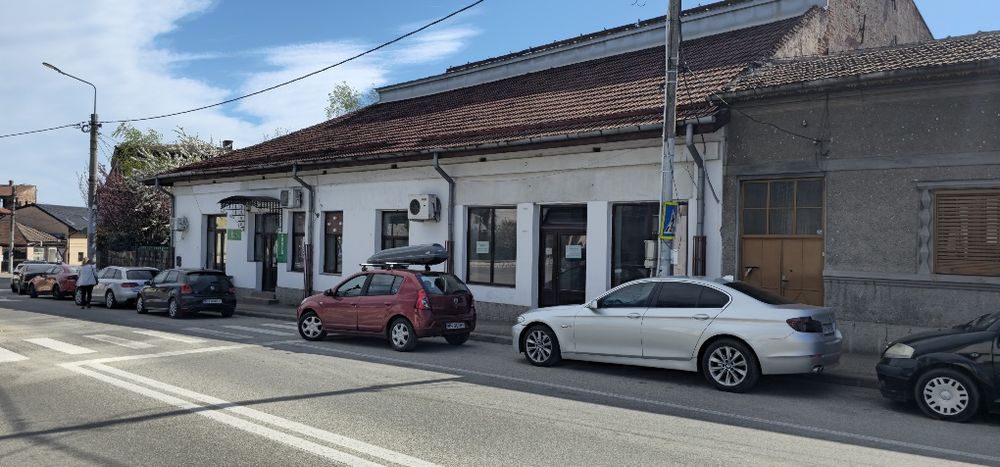 Inchiriez spatiu comercial