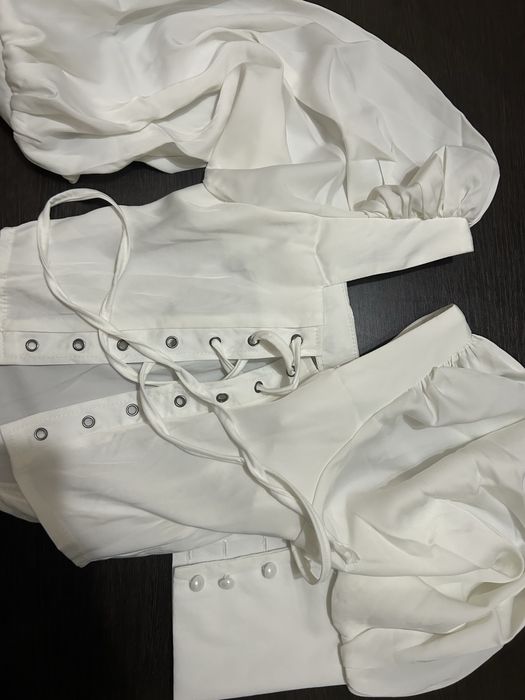 Блузка с корсетом