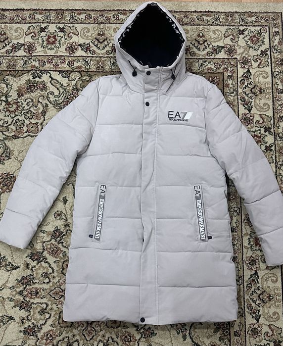 продам 4 куртки все сразу