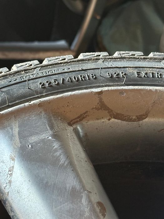 Резина с дисками 225/40 R18