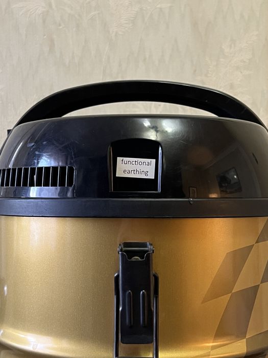 Пылесос Sharp EC-CA2422