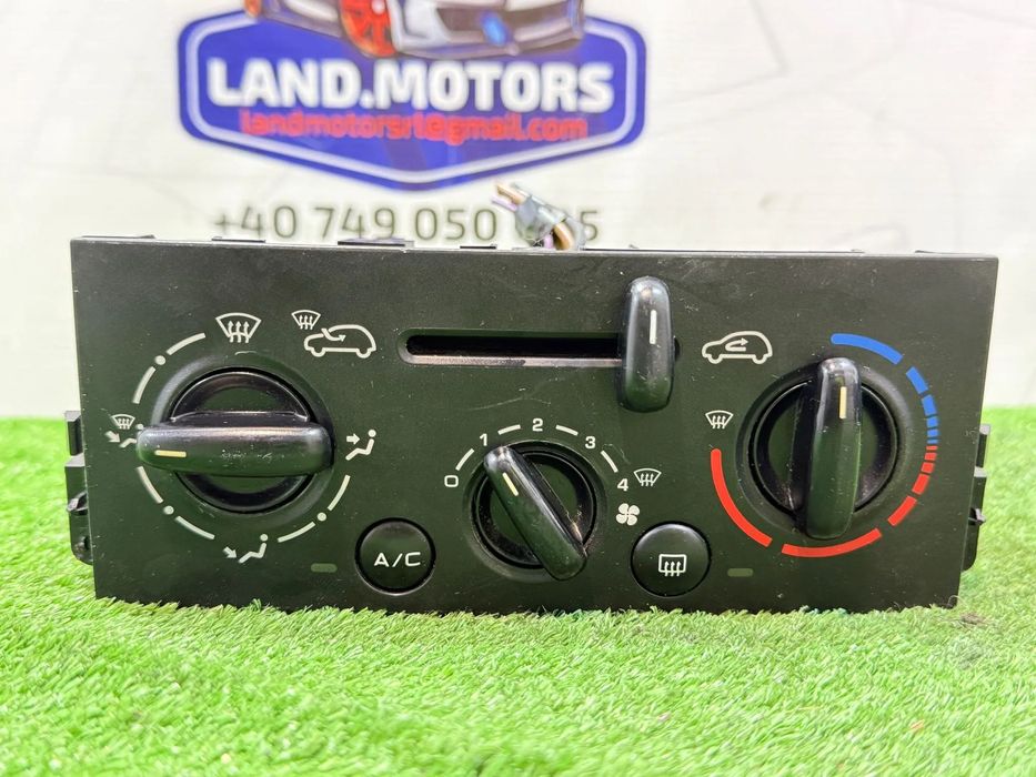 PANOU CENTRAL COMANDA CLIMA PEUGEOT 207 1.4 BENZINA 2007 COD OEM 69910002 6451TK 2006-2014