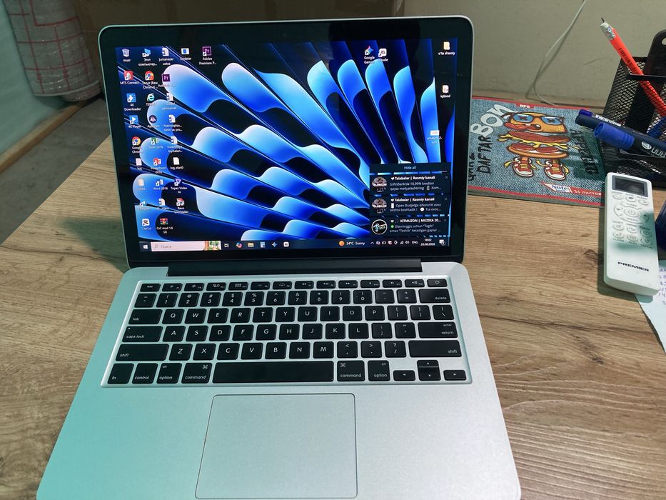 macbook makbuk makbook macbuk