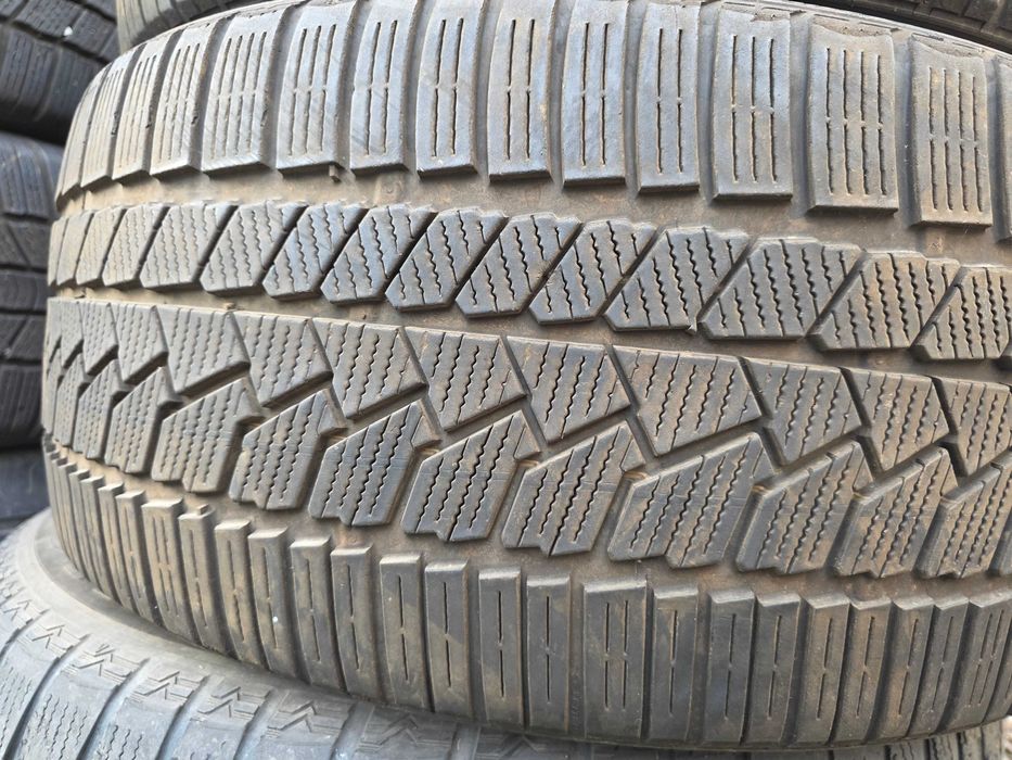 2бр Зимни гуми 255 35 21 - Continental - DOT 2023