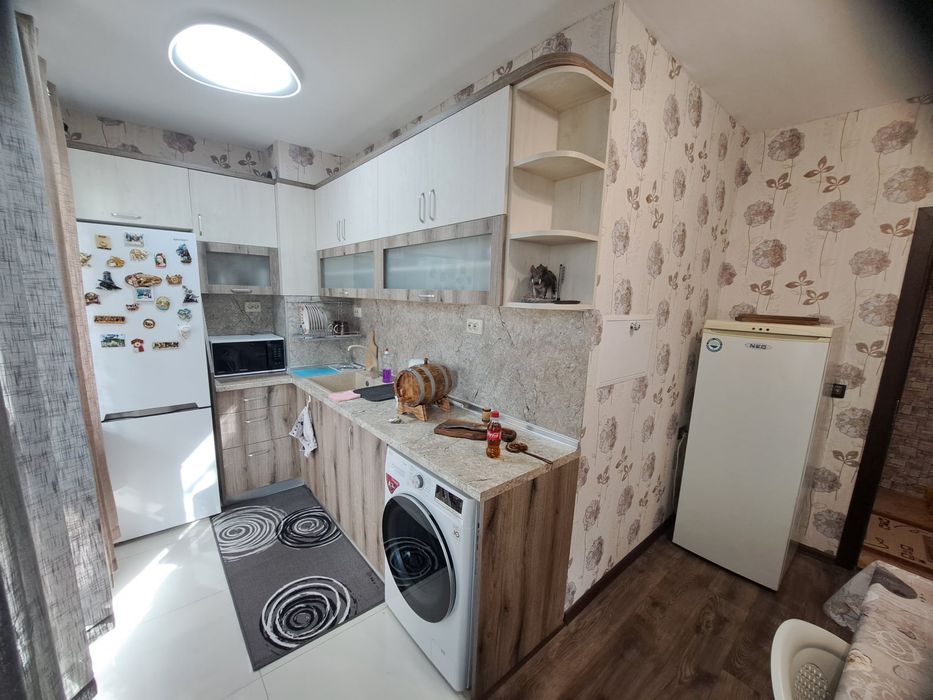 Тристаен апартамент етаж 1