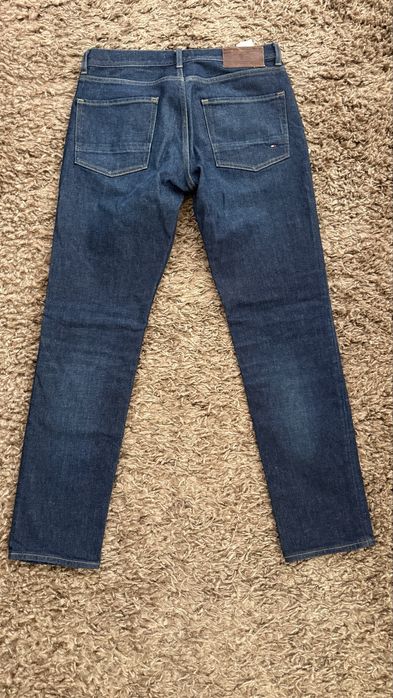 Blugi Tommy Hilfiger barbati