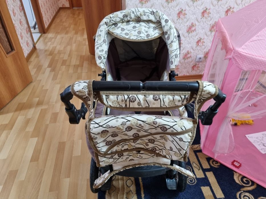 Детская коляска на все сезоны