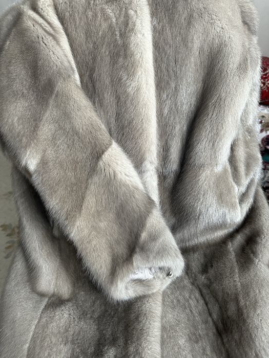 Тез арада Норковая шуба сатылады