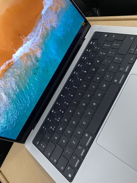 MacBook Pro 14-inch / M2 Pro / 16 Gb RAM / 512 gb / Space Gray / Nou