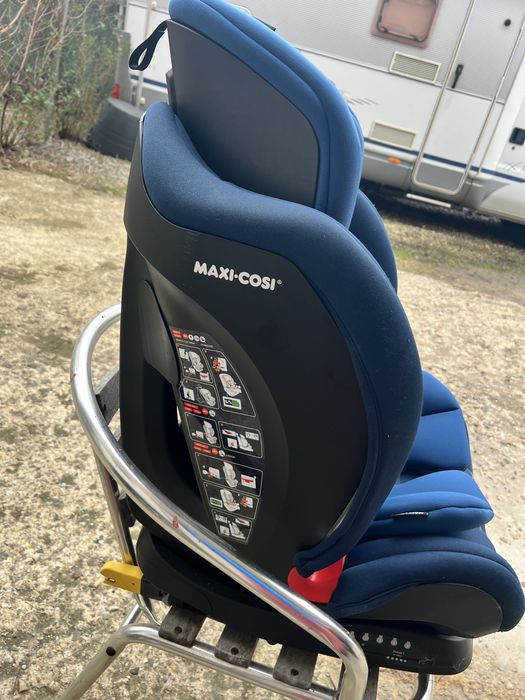 Maxi Cosi Titan детско столче