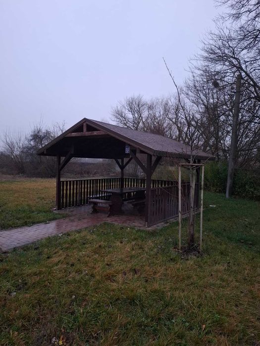 Foisor lemn cu mobilier inclus